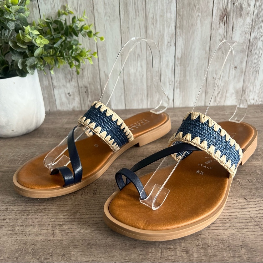 Italian Shoemakers Navy and Tan Raffia Sandals Nautical Preppy Neutral 6.5
